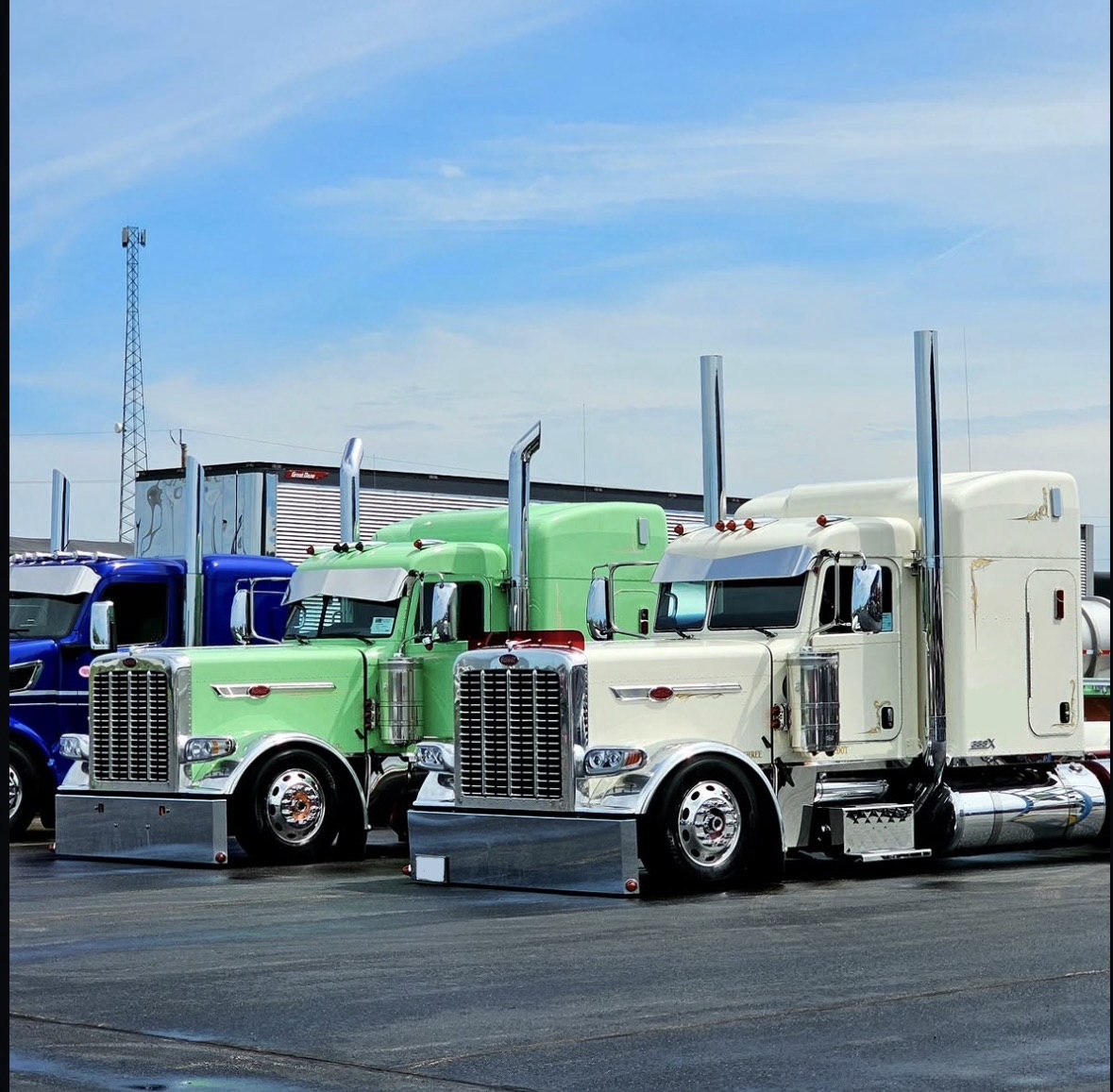 Astro Logistics flatbed fleet